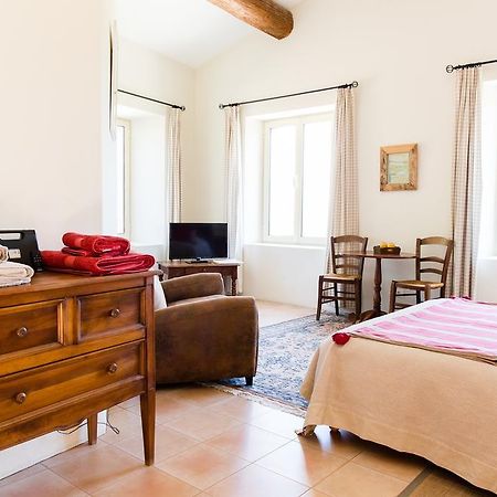 Le Mas Del Sol Bed and Breakfast Bonnieux Exterior foto