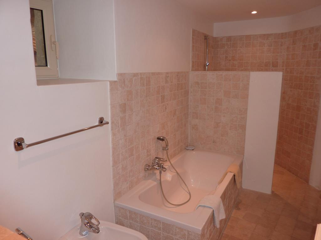 Le Mas Del Sol Bed and Breakfast Bonnieux Exterior foto