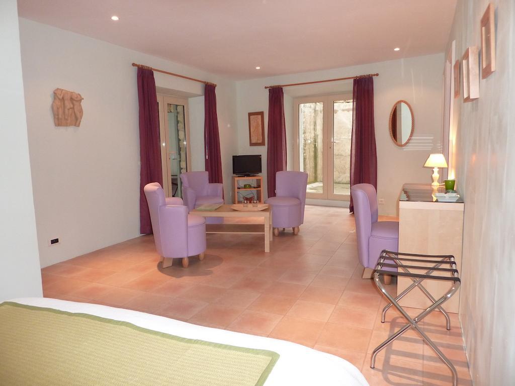 Le Mas Del Sol Bed and Breakfast Bonnieux Habitación foto