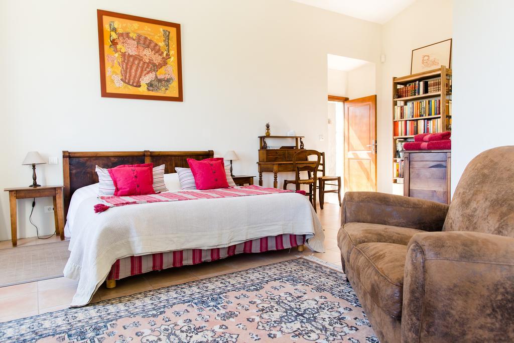 Le Mas Del Sol Bed and Breakfast Bonnieux Exterior foto