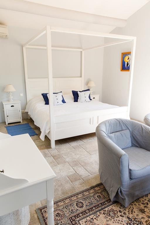 Le Mas Del Sol Bed and Breakfast Bonnieux Exterior foto